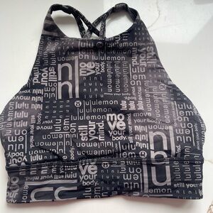 Lululemon sports bra size small